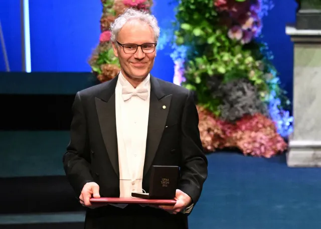 Amerykański noblista zostanie Polakiem. Ma "kapitalny plan" i Tusk chce mu pomóc