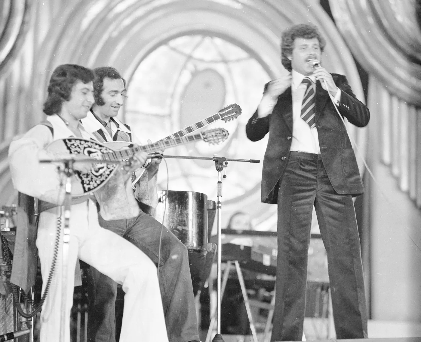 QUIZ. Jak dobrze znasz hity PRL-u? Nostalgia z nieco podchwytliwym ostatnim pytaniem