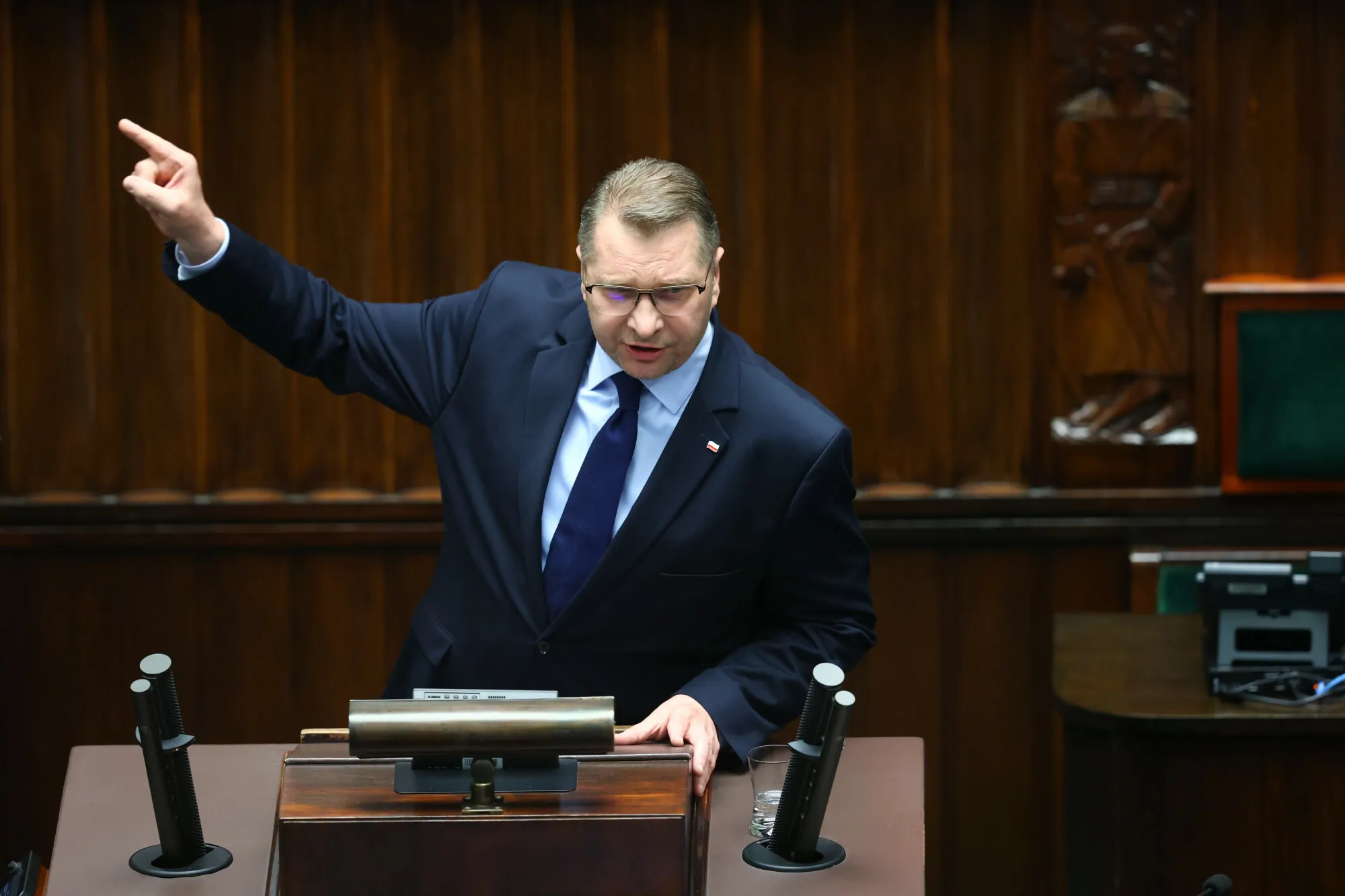 PiS krótko o SAFE: to szkodliwy instrument, będziemy wychodzić