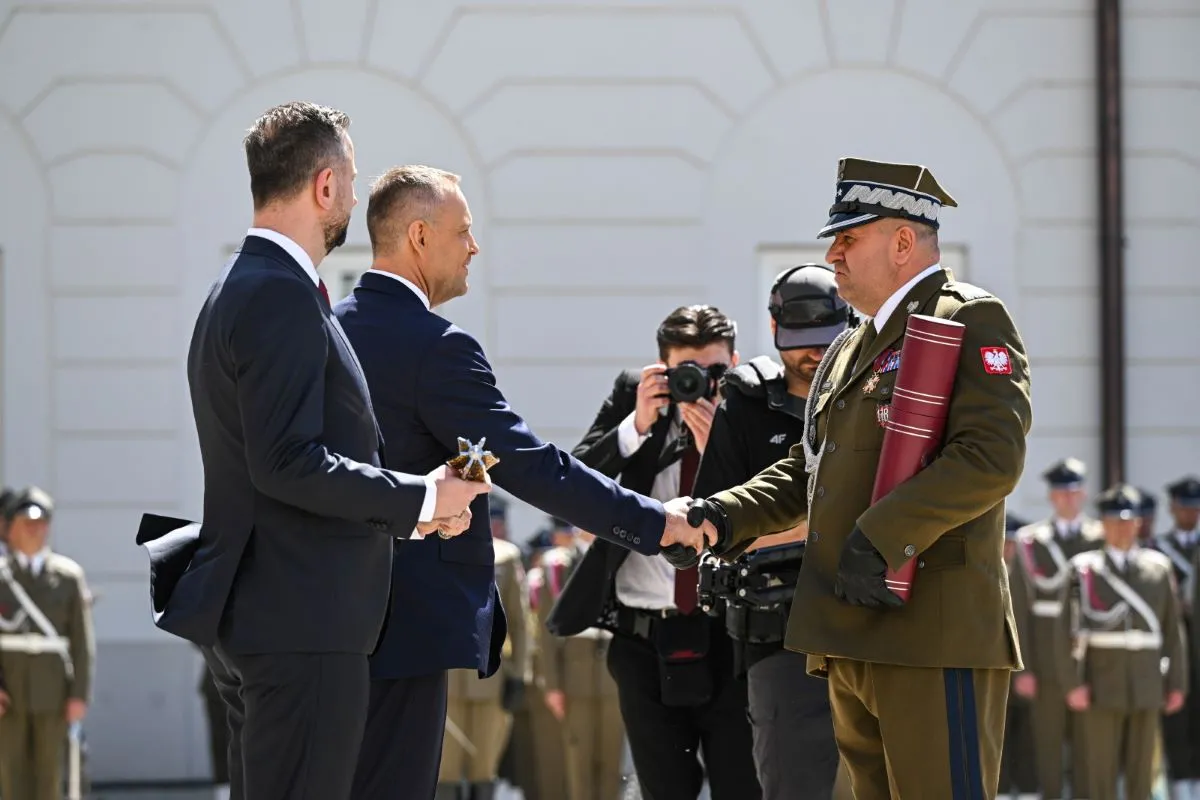 Nowi generałowie w Wojsku Polskim. Prezydent Nawrocki wręczył 12 nominacji