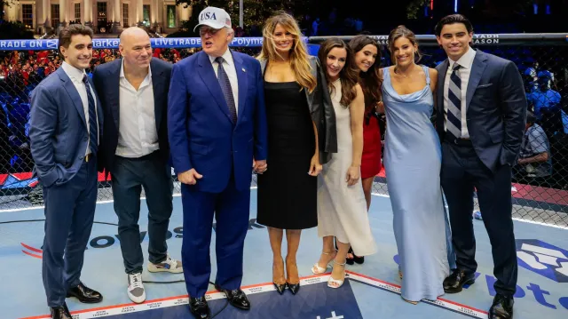 Donald Trump wszedł do klatki. Gala UFC w Białym Domu