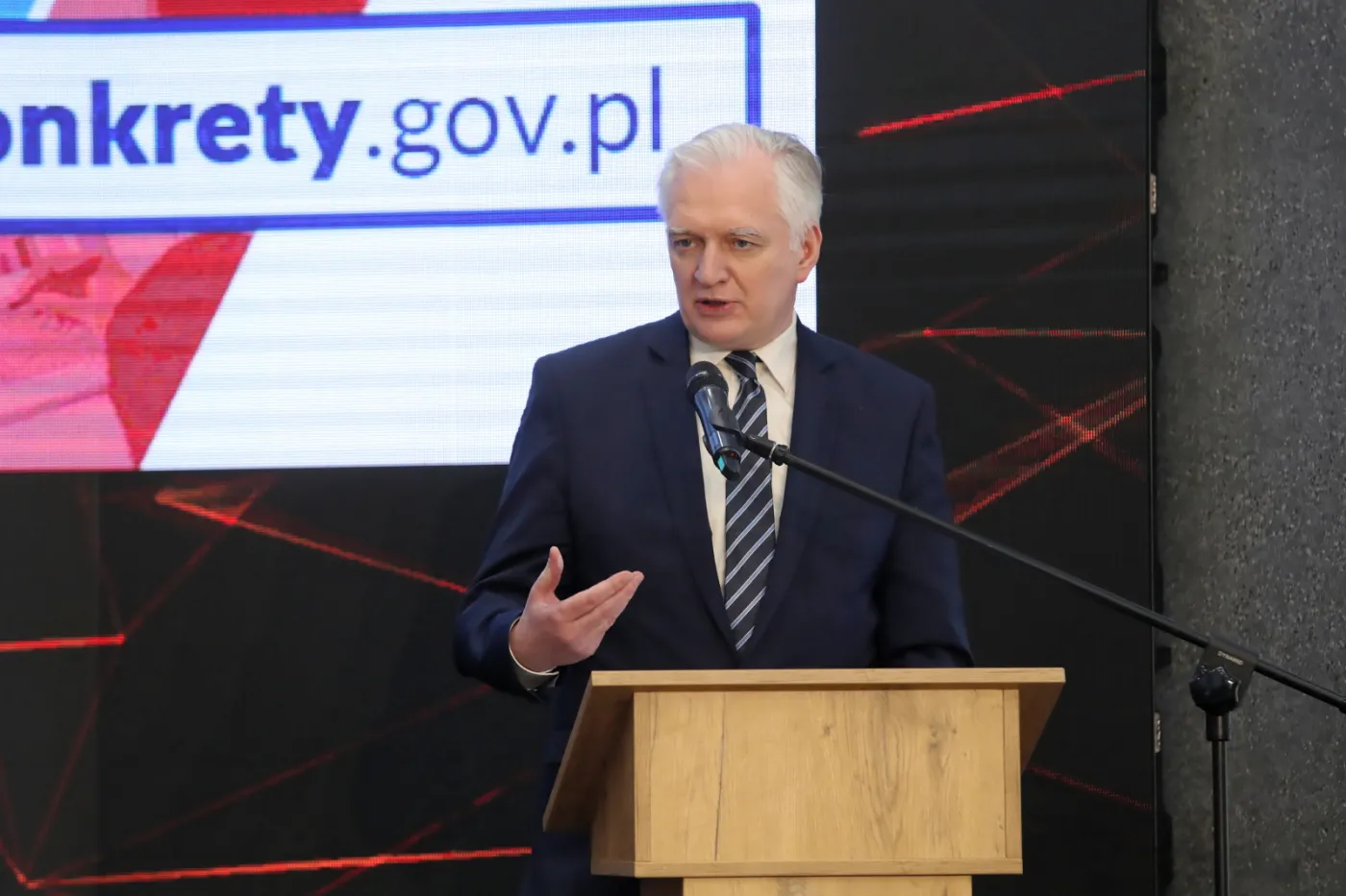 Czystka w Porozumieniu. "Ze zdumieniem obserwuję furię Jarosława Gowina"