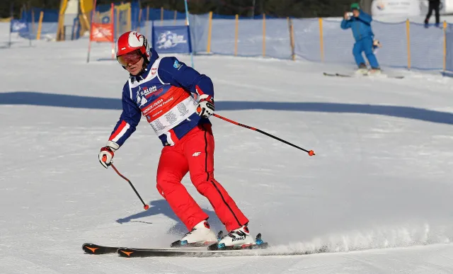 Prezydent Duda na nartach. Tusk kpi: Przecież od dawna wiadomo...