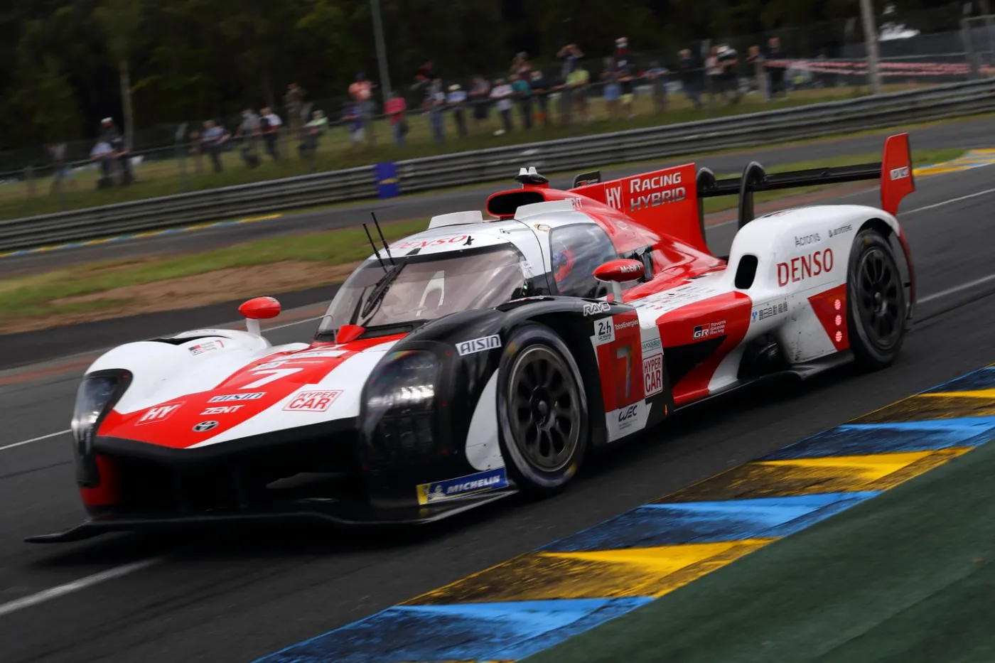 TOYOTA GAZOO Racing po raz czwarty z rzędu triumfuje w Le Mans 