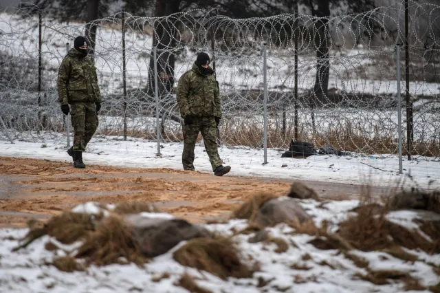 Dwóch żołnierzy rannych na granicy