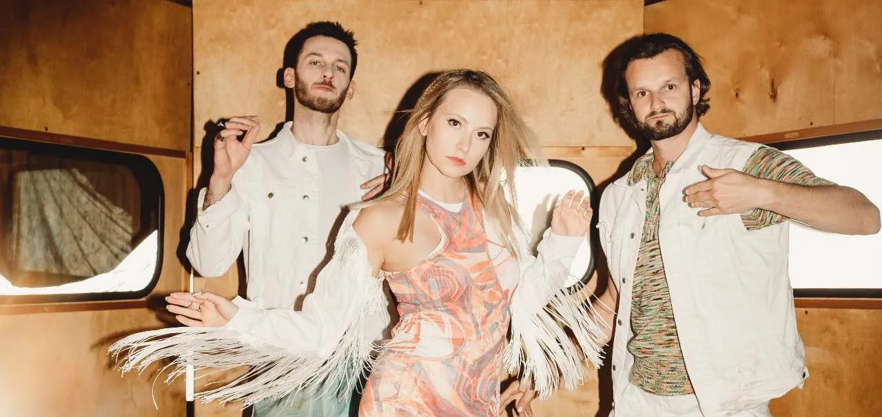 Nastroje o płycie "Przestrzenie": Dream pop pozwolił nam zjednoczyć nasze różne style [PODCAST]