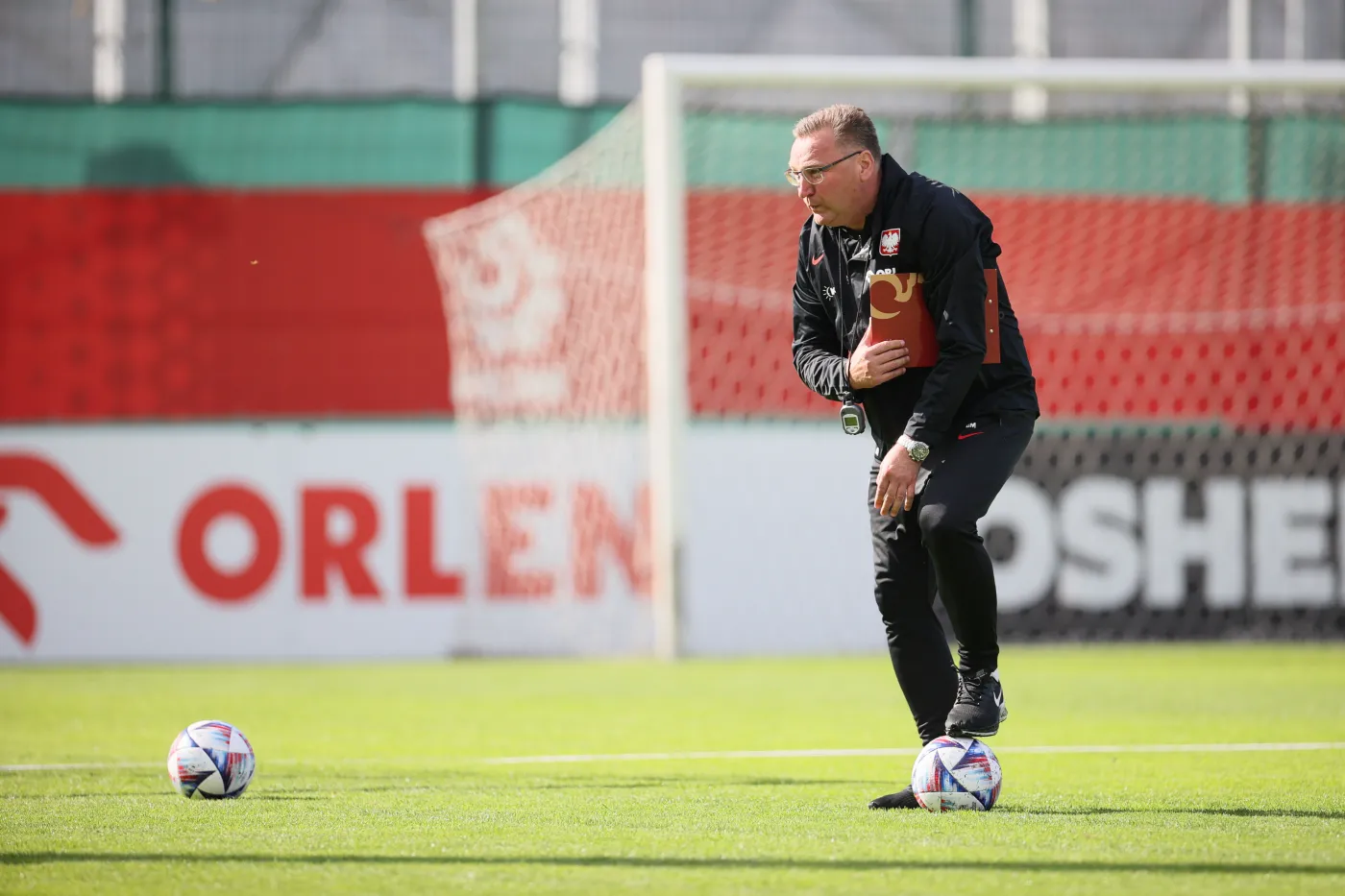 Michniewicz ma powody do niepokoju. "Koncepcja na Holandię nie wypaliła"