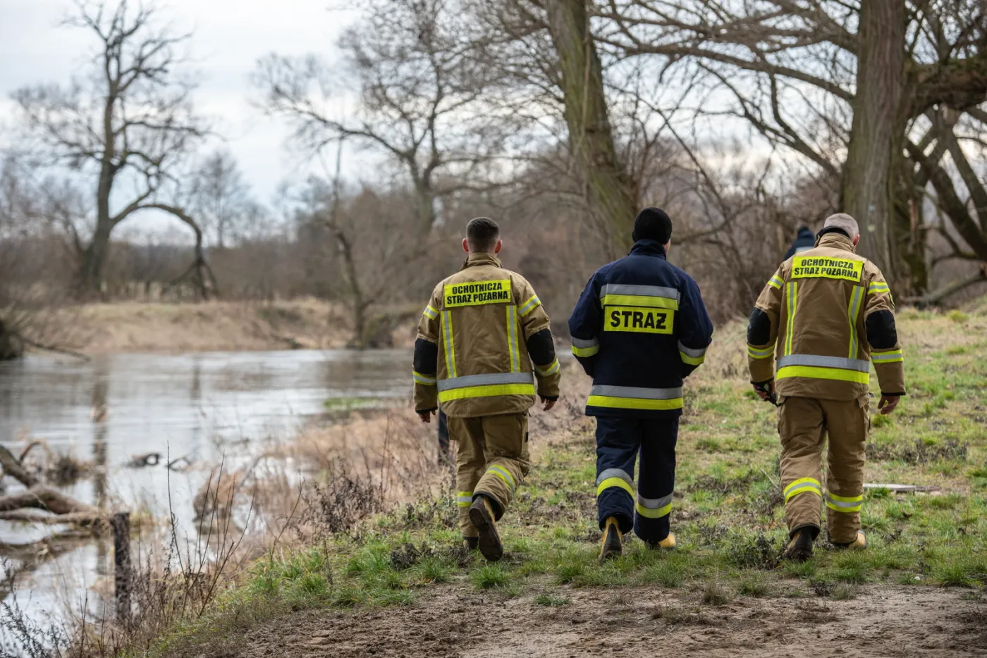 Poszukiwania matki 10-latka w rzece WIeprz. "Do akcji dołączył wojskowy śmigłowiec"