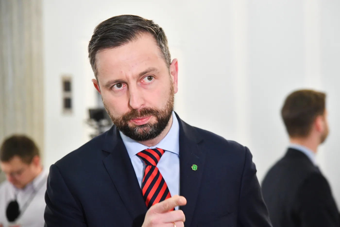 Szef PSL: Prawa strona zniszczyła autorytet Wałęsy, lewa próbuje zniszczyć autorytet Jana Pawła II