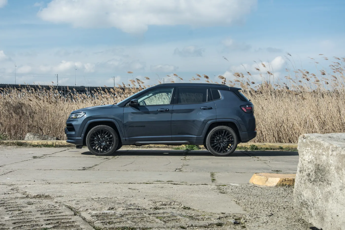 test-jeep-compass-15-mhev-to-prawie-hybryda-prawie-robi-roznice-37827963.jpg