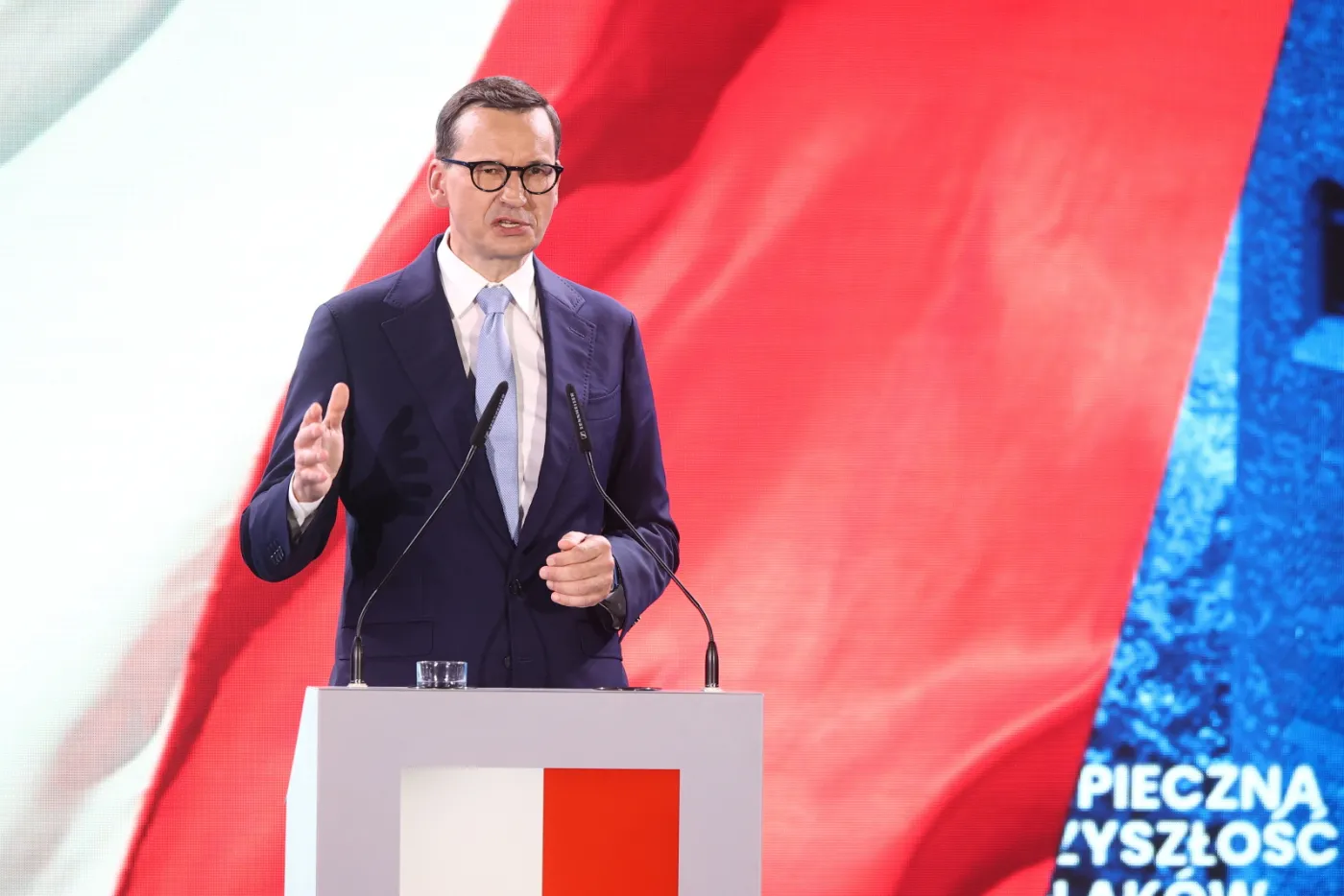 Wybory 2023. Średnie wynagrodzenie to 10 tys. zł. Premier o trzeciej kadencji