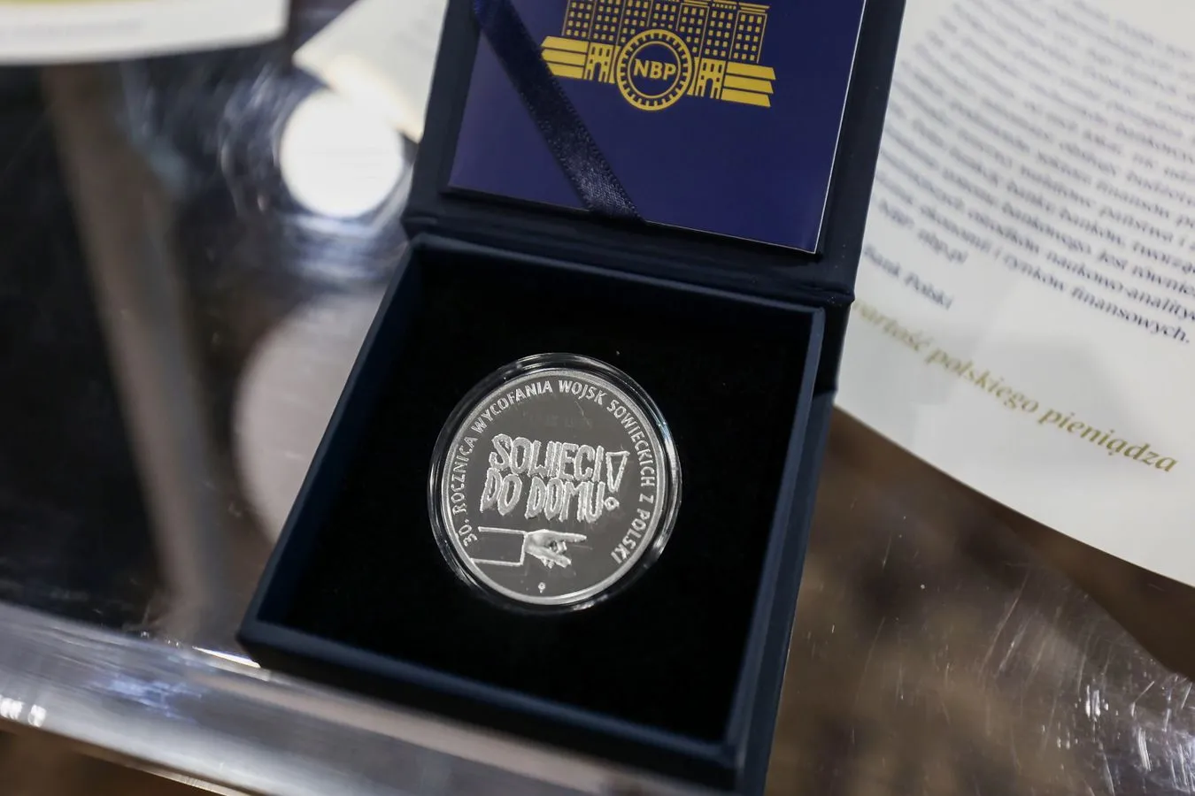 moneta-z-okazji-30-rocznicy-wycofania-wojsk-sowieckich-z-polski-37923323.jpg