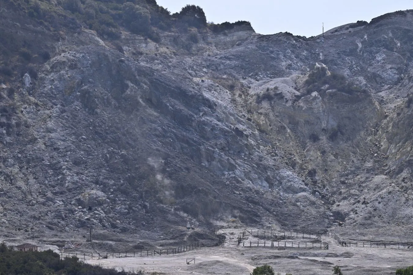 Trzęsienia ziemi w rejonie Pola Flegrejskiego niedaleko Neapolu