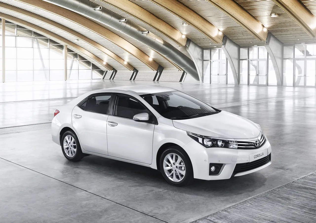 najpopularniejszy-samochod-na-swiecie-corolla-i-jej-50-mln-sztuk-37231111.jpg
