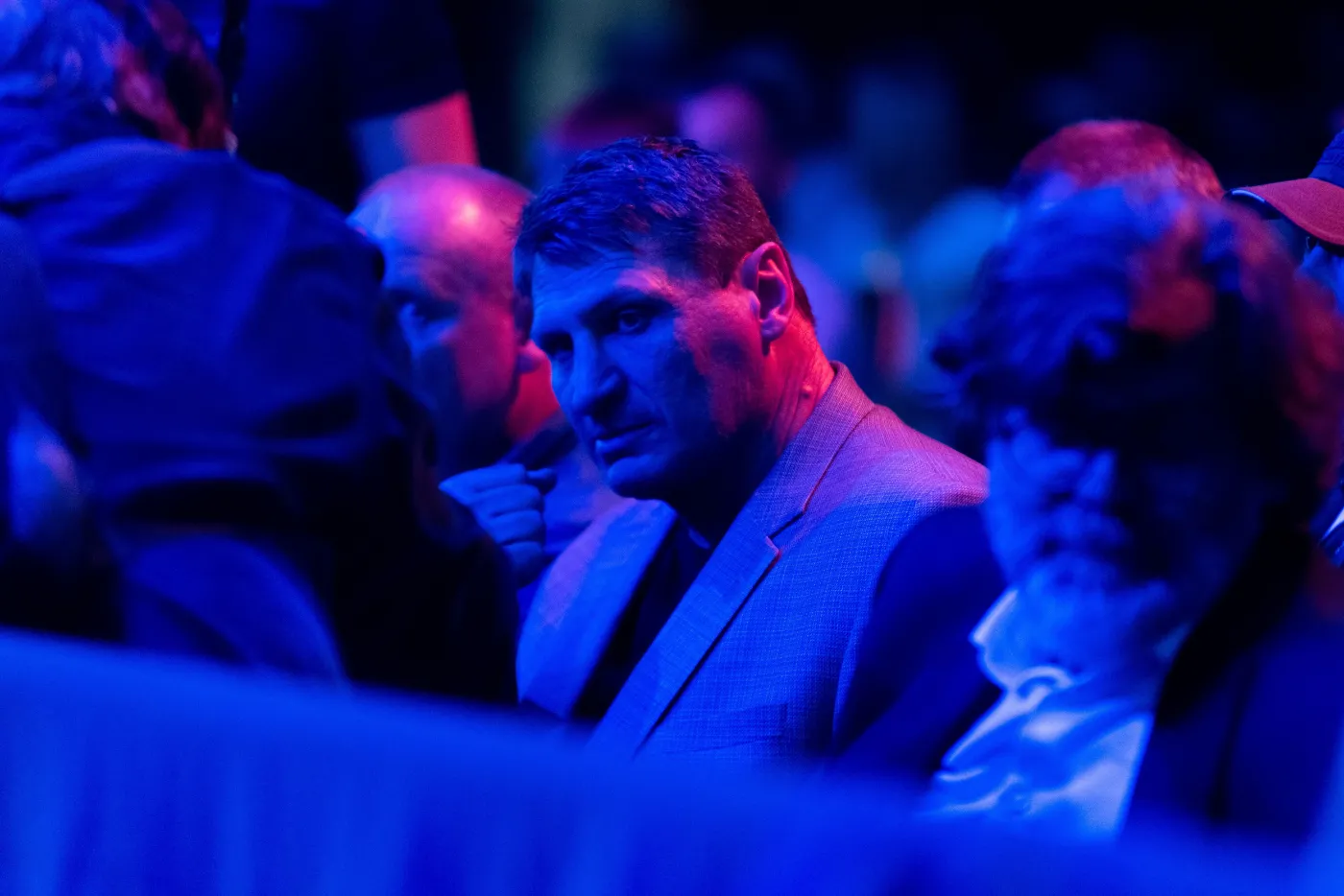 Tak wygląda i porusza się 55-letni Andrzej Gołota. Widok nie napawa optymizmem [WIDEO]