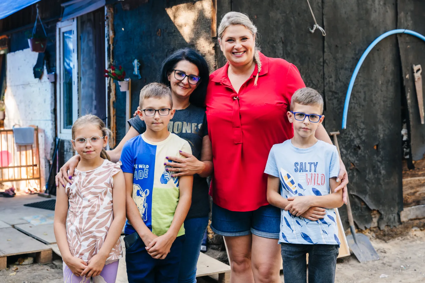 "Nasz nowy dom". Schorowani, czekali na zimę w domu bez ogrzewania