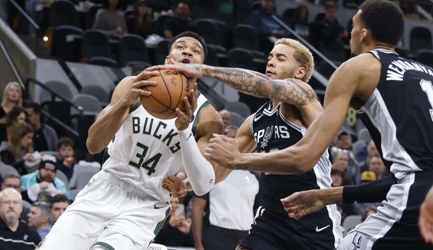 Milwaukee Bucks - San Antonio Spurs