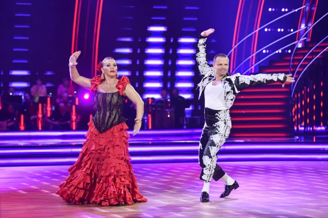 "Taniec z gwiazdami".  Marcin Hakiel o aferze z Dagmarą Kaźmierską. "Przychodzę tu do pracy"