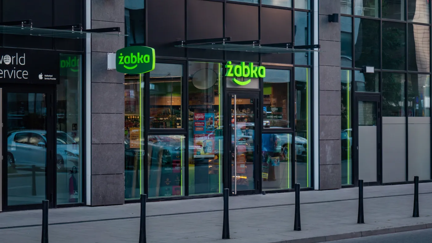 W jakich godzinach otwarta jest Żabka w Boże Narodzenie? Godziny otwarcia