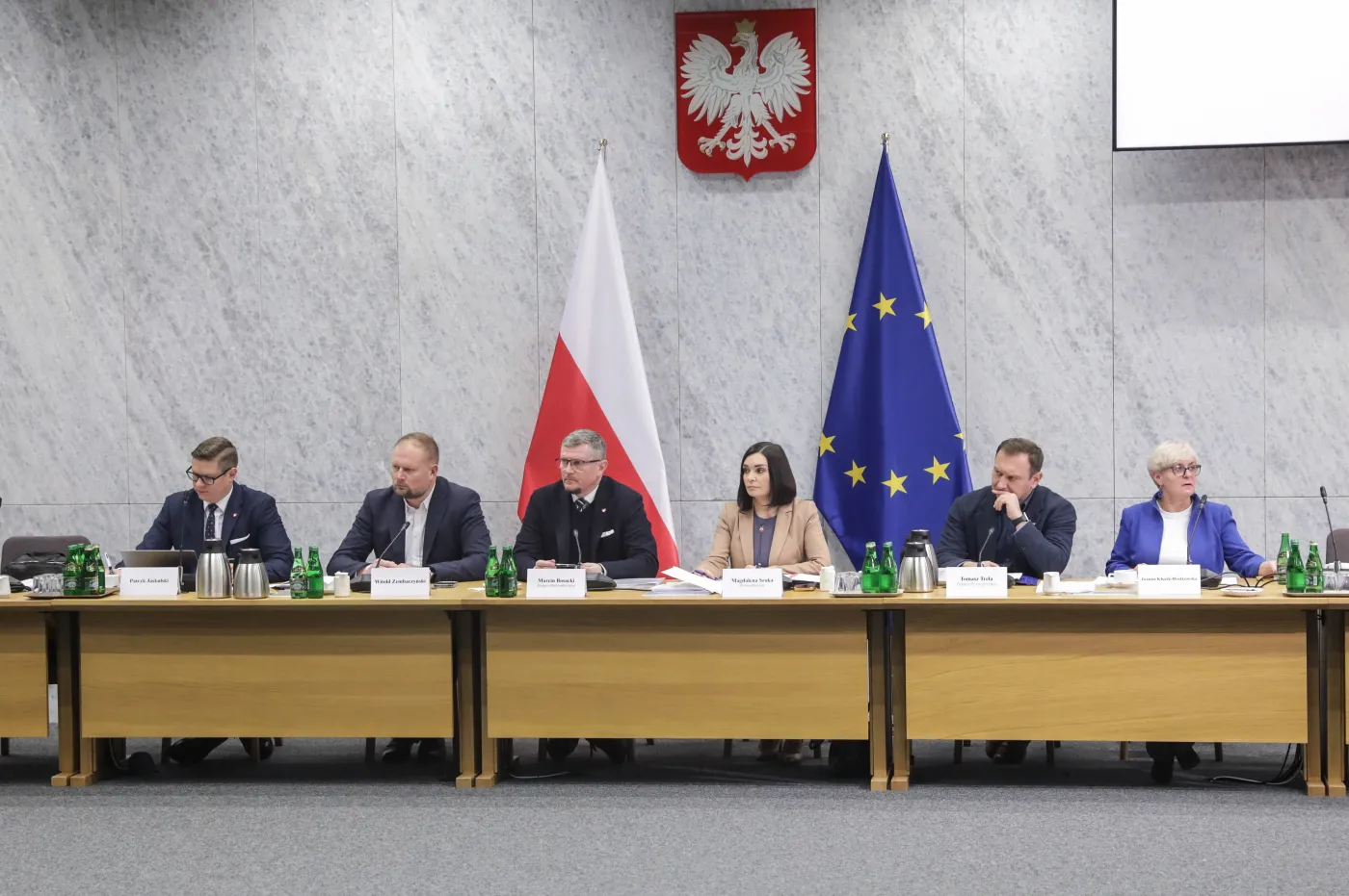 Chaos wokół Pegasusa. Co ukrywa szefowa CBA? Rząd żąda wyjaśnień