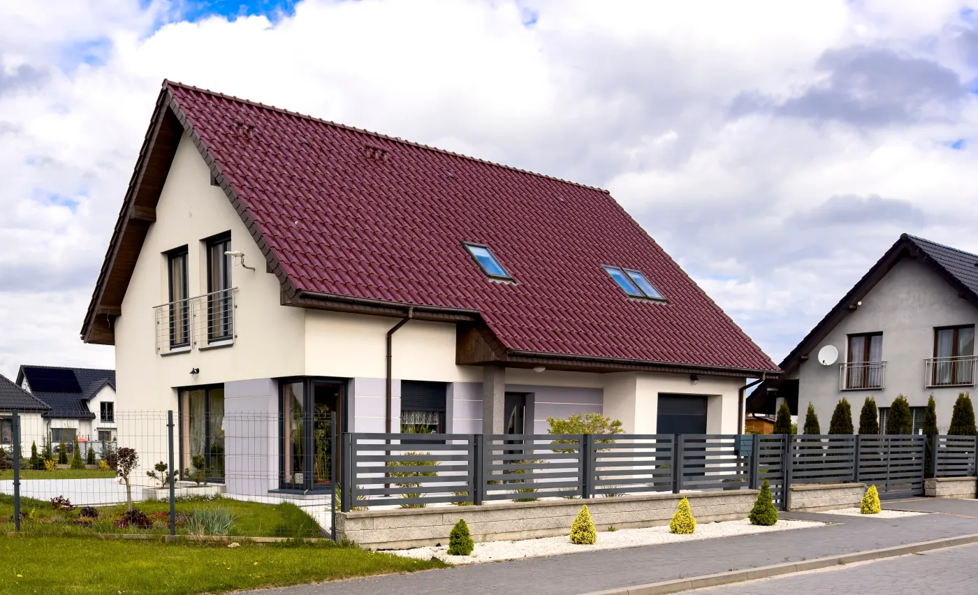 Rynek nieruchomości. Domy drożeją, ale powoli. Spokój przed burzą?