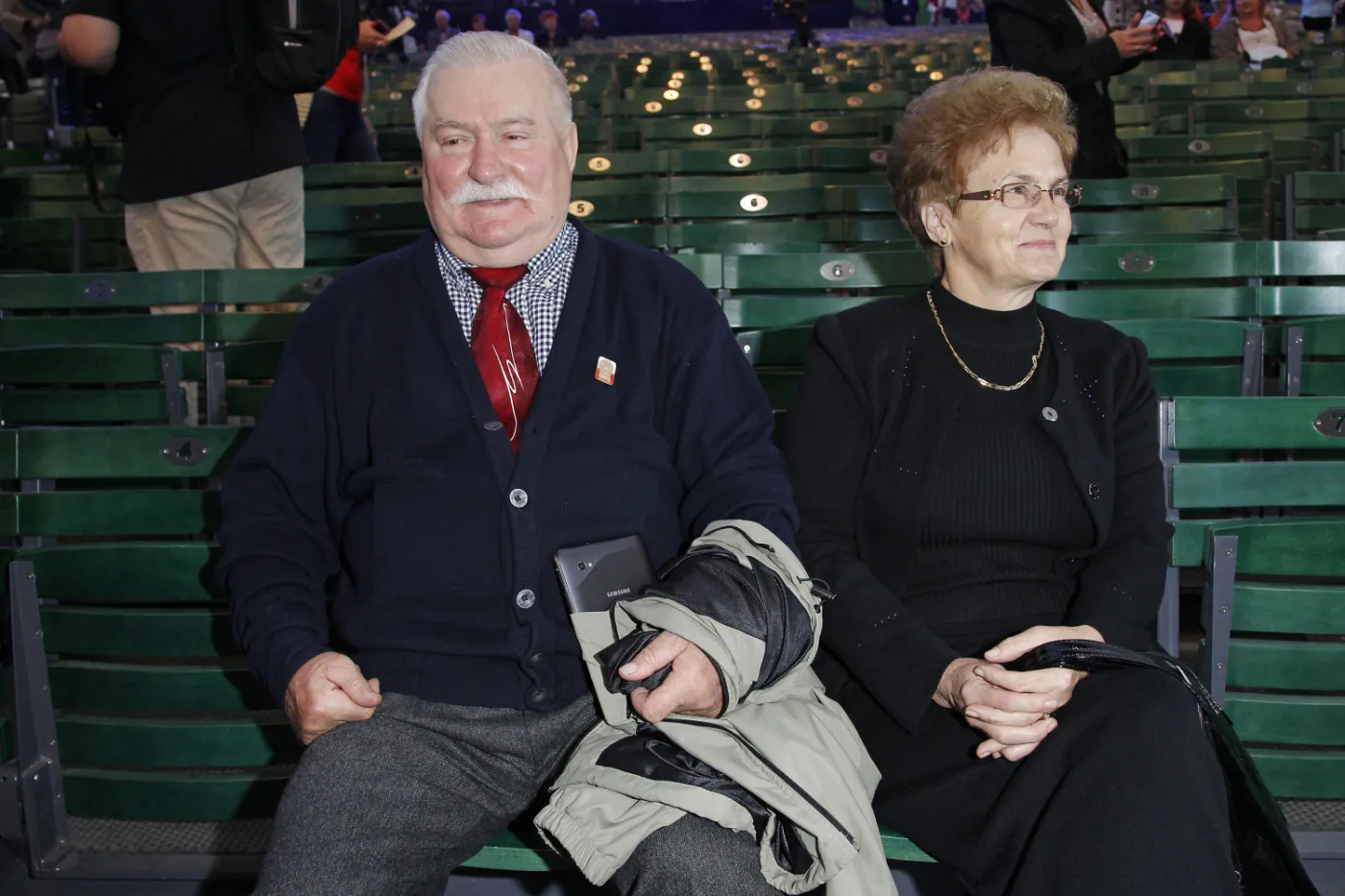 Małżeństwo Lecha i Danuty Wałęsów wisi na włosku? "Mamy siebie dość"