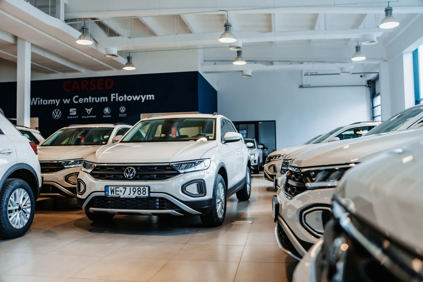 Samochód rodzinny w wynajmie długoterminowym – na co zwrócić uwagę?