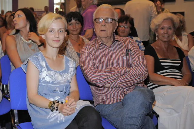 Tak zmieniła się wdowa po Andrzeju Łapickim. Trudno ją rozpoznać [FOTO]