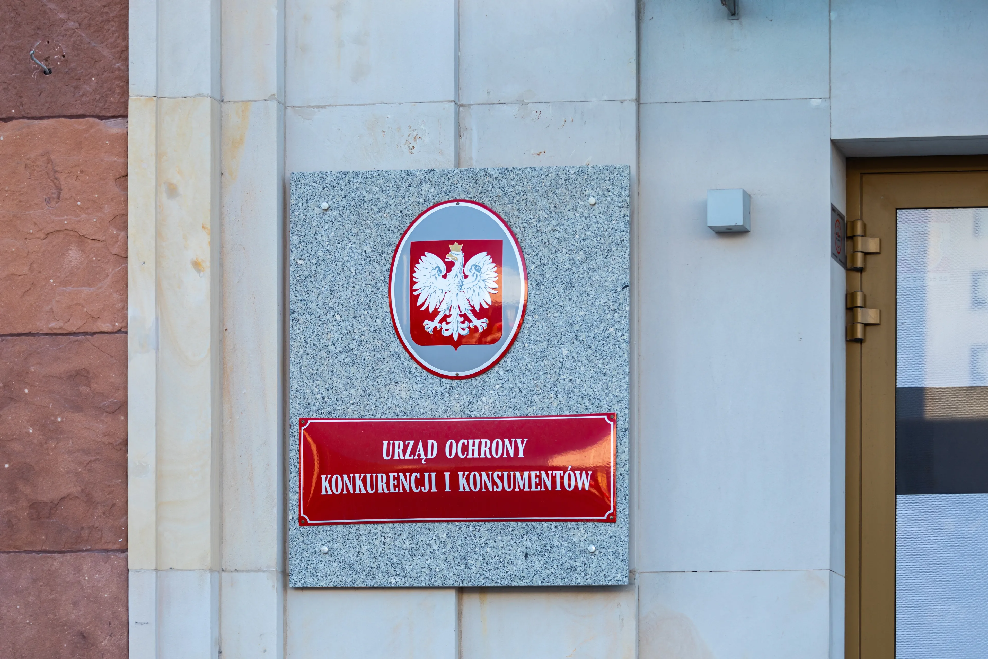 UOKiK przeszukał biura Lidla. Trwa postępowanie ws. zmowy na rynku pracy