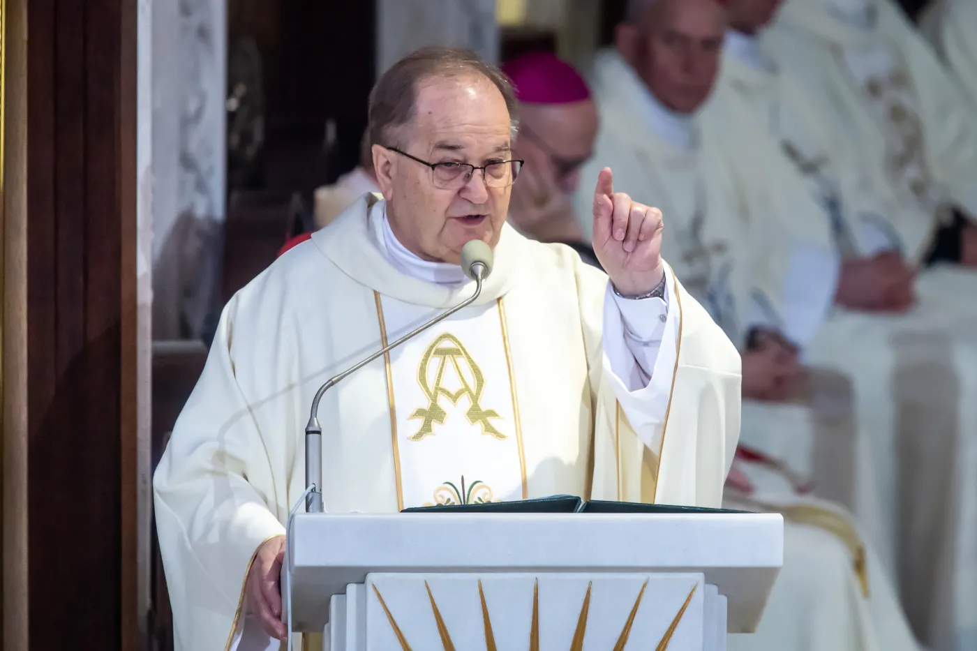 Ile fundacje ojca Rydzyka dostały od Lasów Państwowych? Senator KO pokazuje ZESTAWIENIE