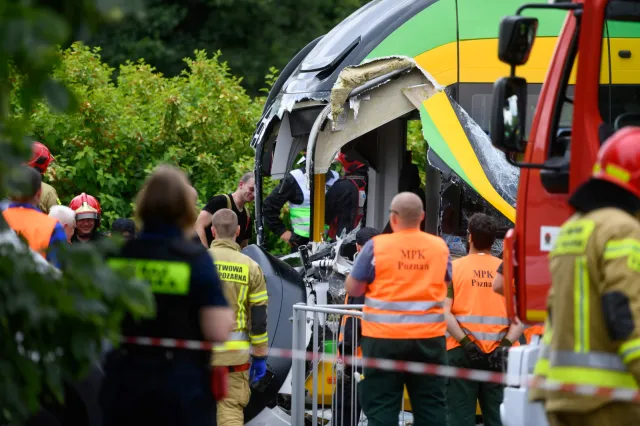 Zderzenie tramwajów w Poznaniu. Kilkadziesiąt osób rannych