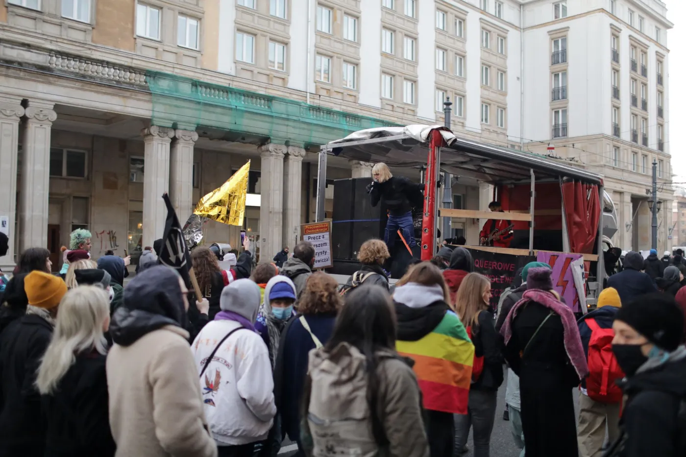 Manifestacja Koalicji Antyfaszystowskiej w Warszawie. "Za Wolność Waszą i Naszą!"