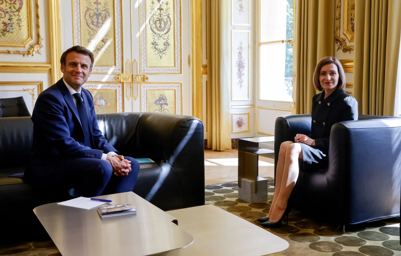 Moldovan President Maia Sandu vists Paris