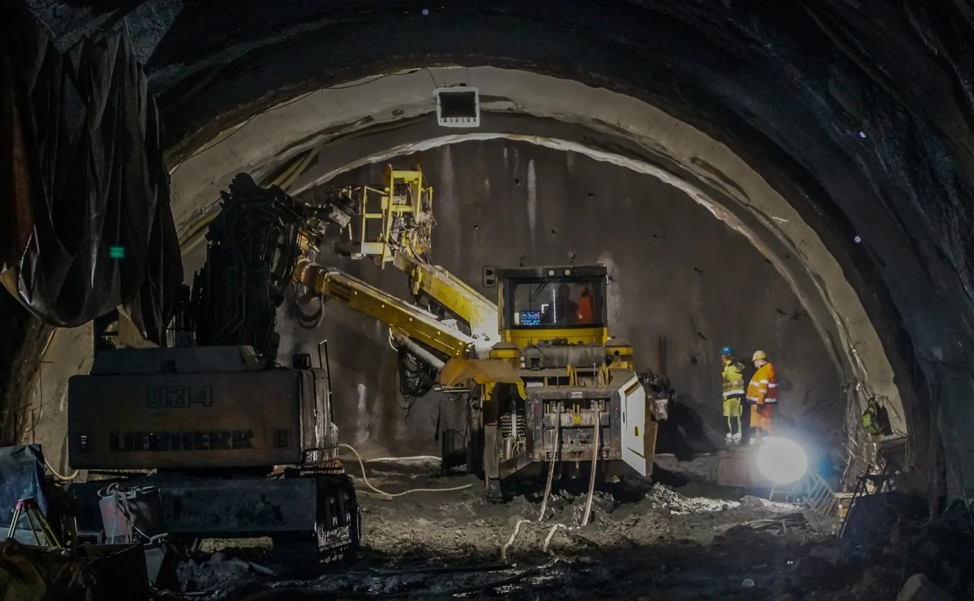 Droga ekspresowa S1 w Beskidach będzie gotowa w tym roku. Nowe tunele robią wrażenie