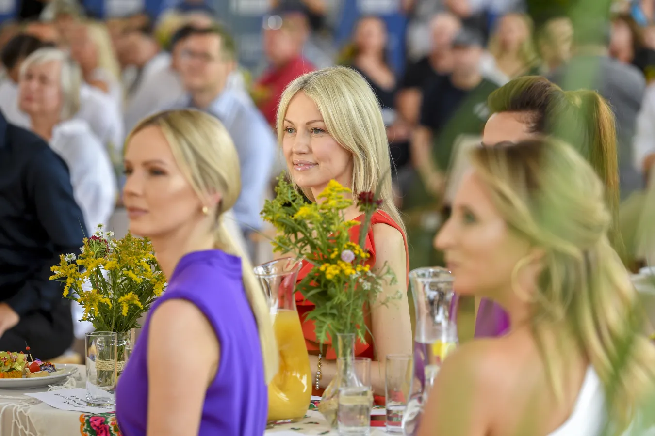 Magdalena Ogórek kontra Robert Kozyra. "Z płcią piękną ma jakiś kłopot"