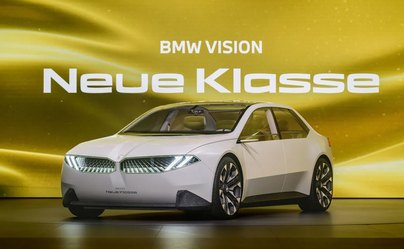 bmw-vision-neue-klasse-czyli-nowe-bmw-serii-3-premiera-w-monachium-37908102.jpg