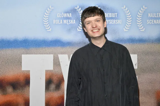 Kuba Wojewódzki pyta czy "celibat ryje banię". Cięta riposta aktora z "1670"