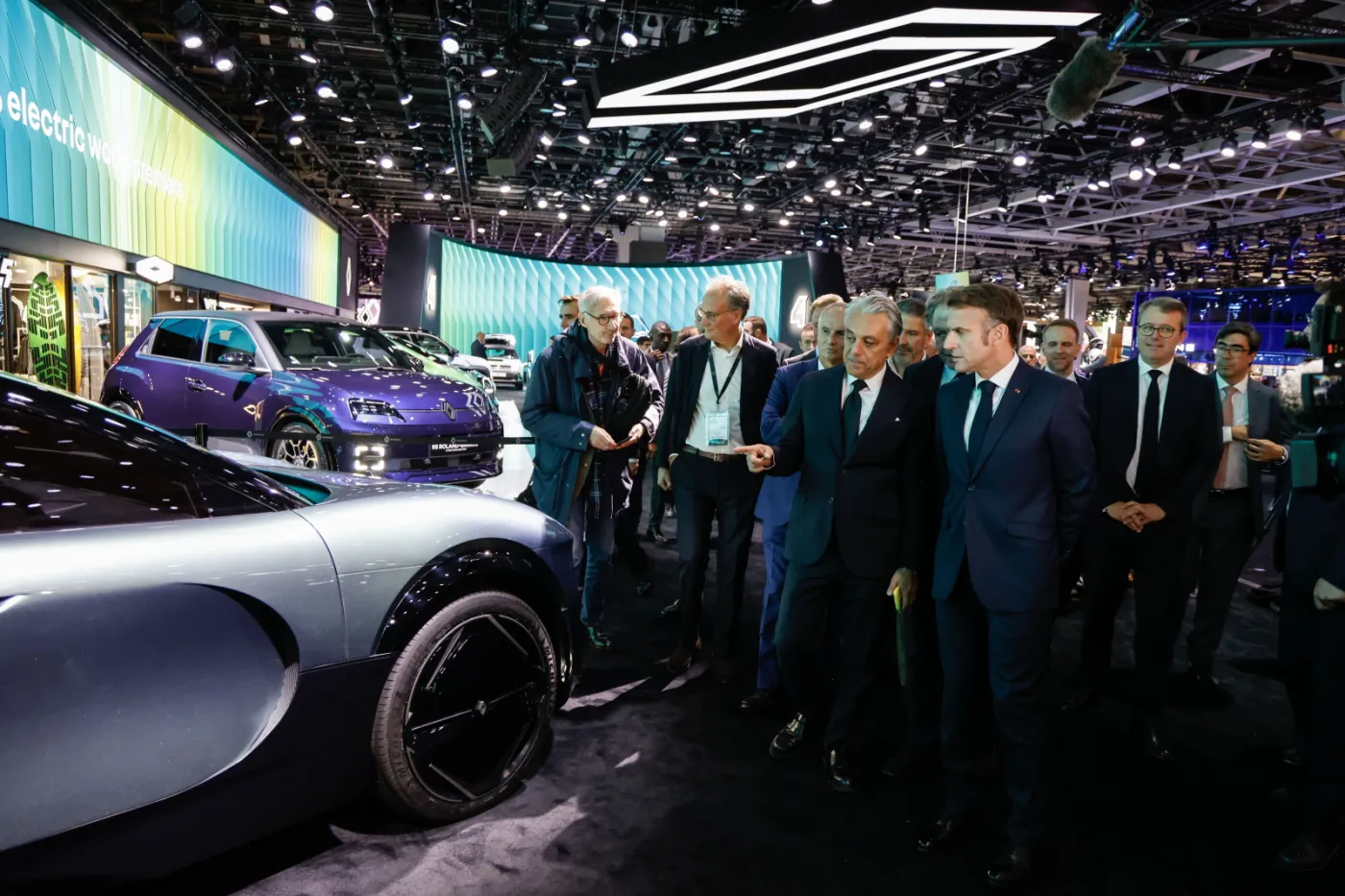 Nowy SUV Renault hitem. Cena? Francuzi zaszaleli, prezydent zachwycony