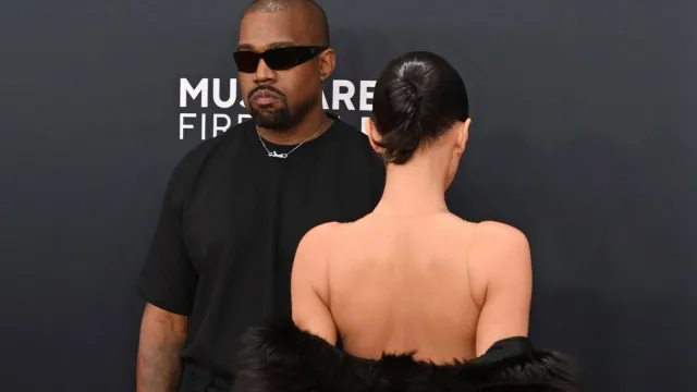 Wielki skandal na rozdaniu Grammy. Żona Kanye Westa zaszokowała brakiem stroju