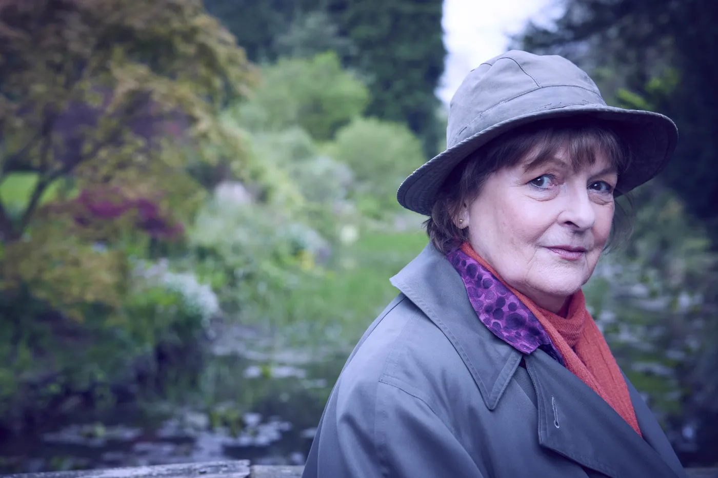 Brenda Blethyn w 14. i finałowym sezonie serialu kryminalnego "Vera"