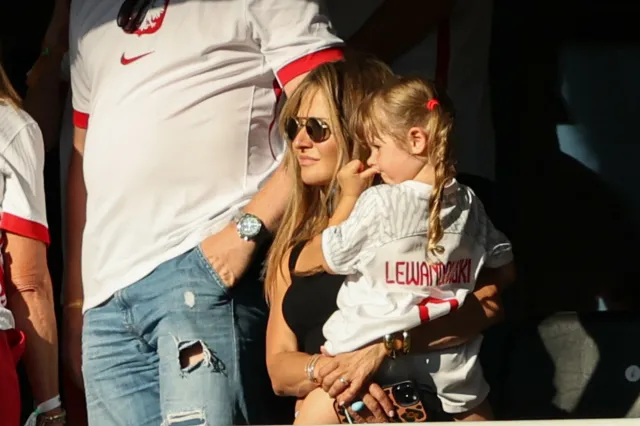 Tak wyglądają Klara i Laura. Anna Lewandowska pokazała twarze dzieci