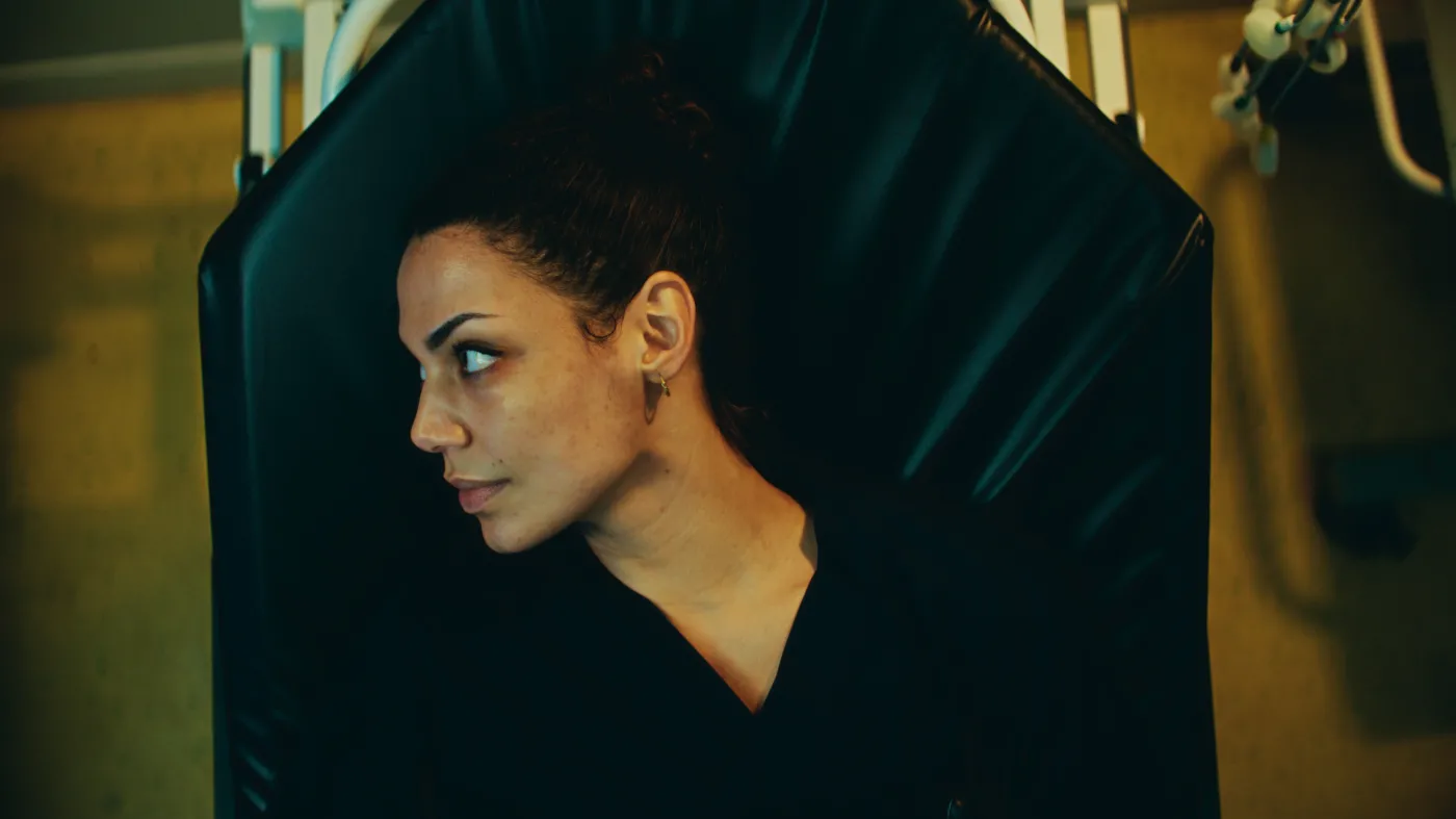 Haley Louise Jones w szóstym odcinku serialu "Berliński ostry dyżur"