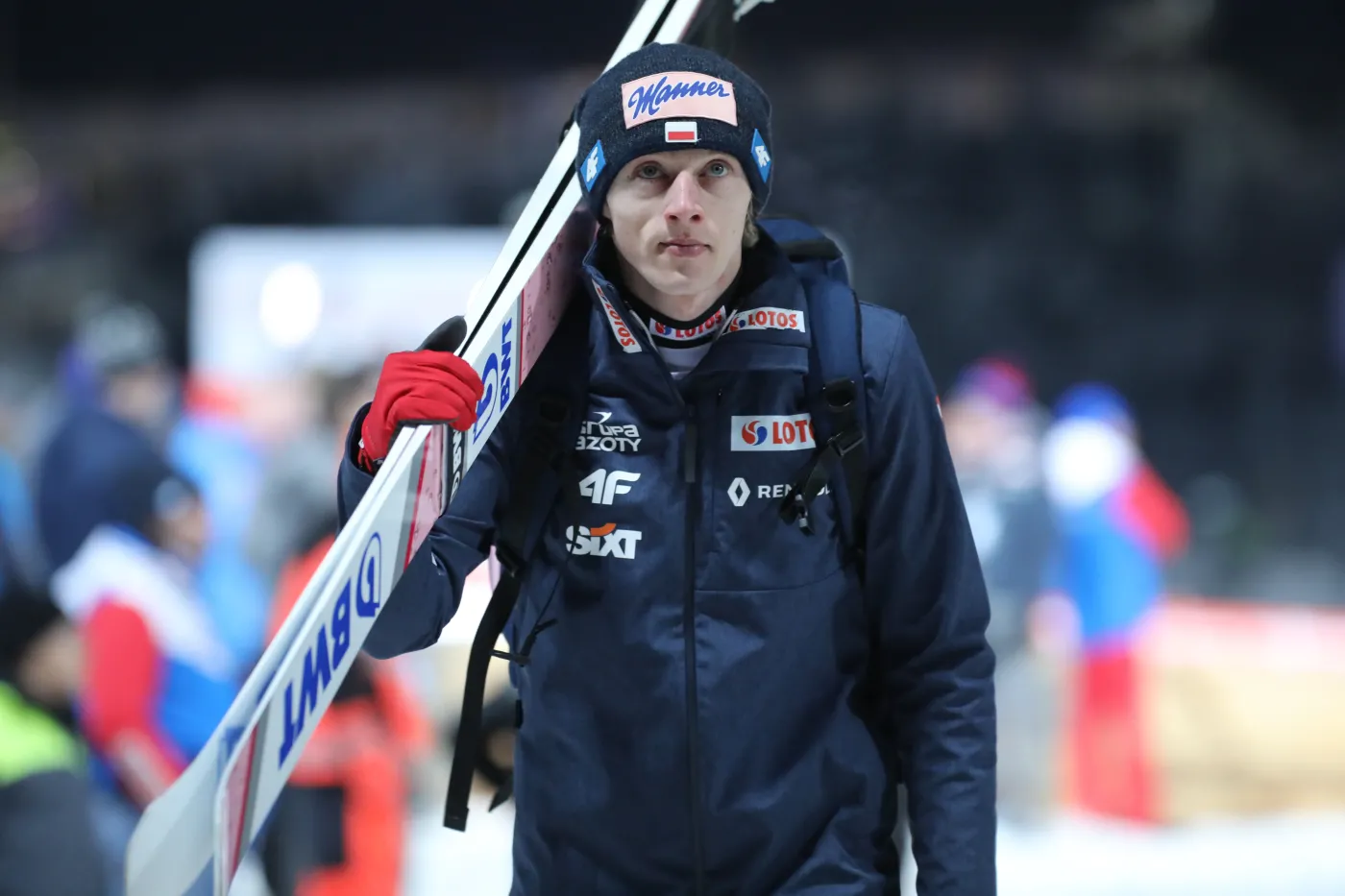 Kubacki odpadł w kwalifikacjach w Planicy. Trzech skoczków zdyskwalifikowanych
