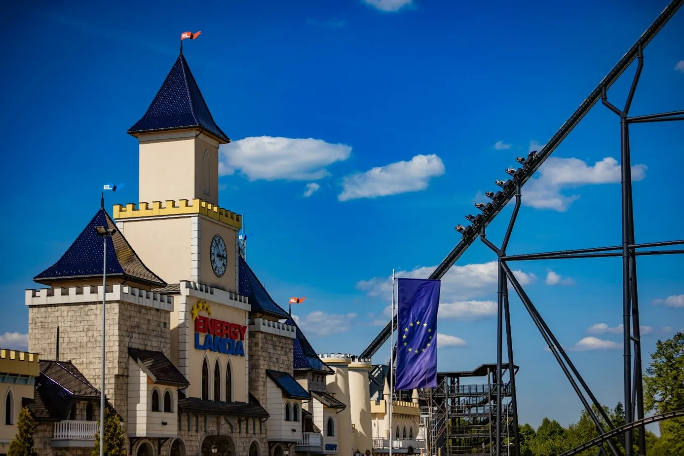 Czas na darmowe bilety! Ruszyła Promocja Rodzinna 2+1 w Energylandii