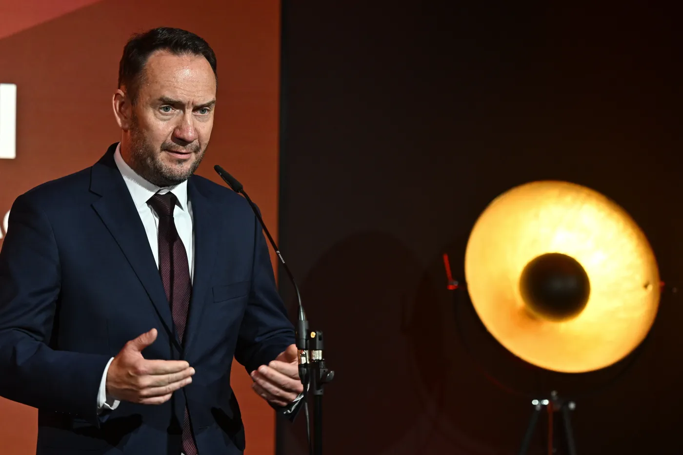 Rząd bierze się za Fundusz Kościelny. "Na stole są cztery scenariusze"