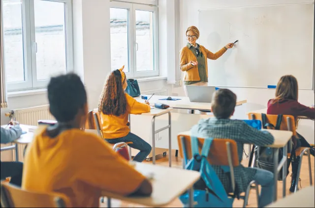 Ile zarobią nauczyciele w nowym roku szkolnym? Znamy minimalne stawki