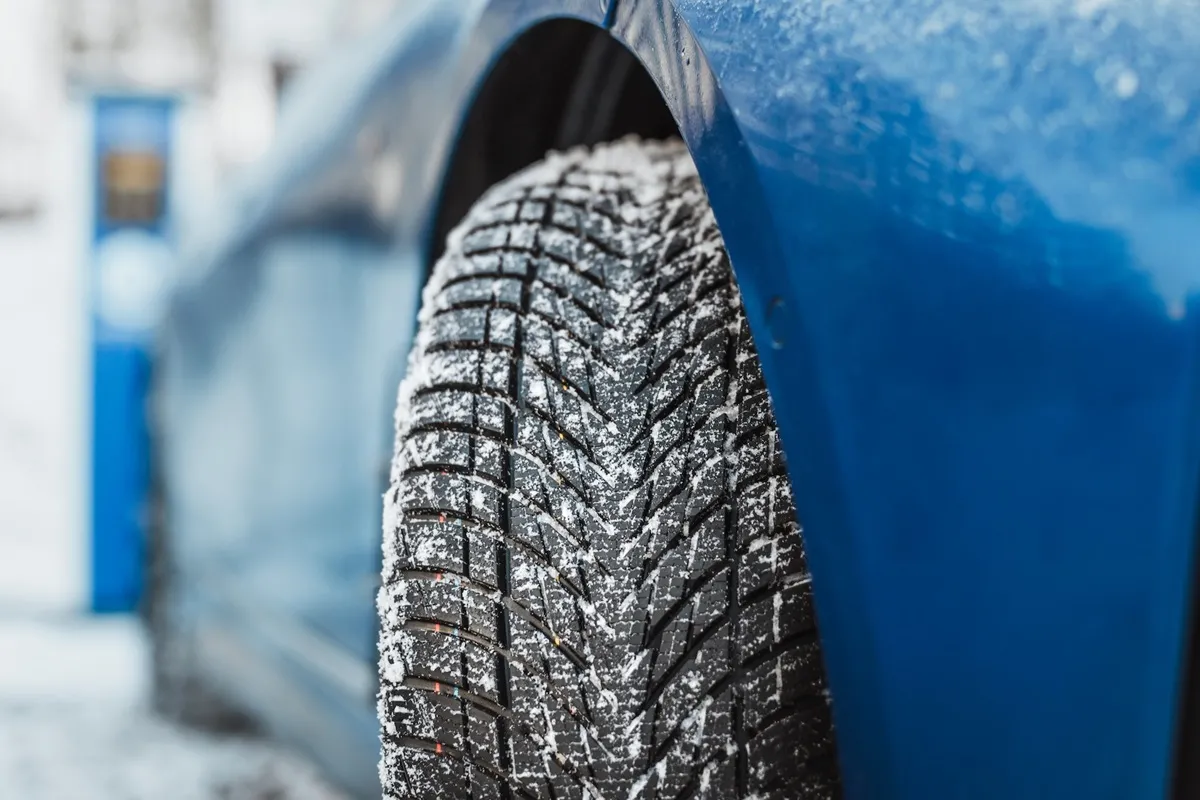 nowe-rozmiary-opony-zimowej-goodyear-ultragrip-performance-3-fot-3-38591302.jpg