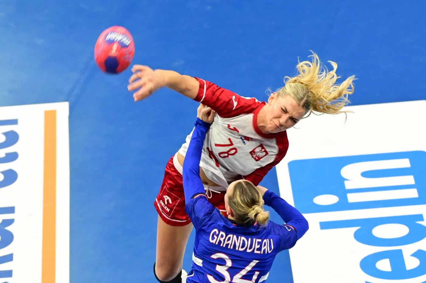 MŚ piłkarek ręcznych. Polki postraszyły obrończynie tytułu, ale tylko do przerwy