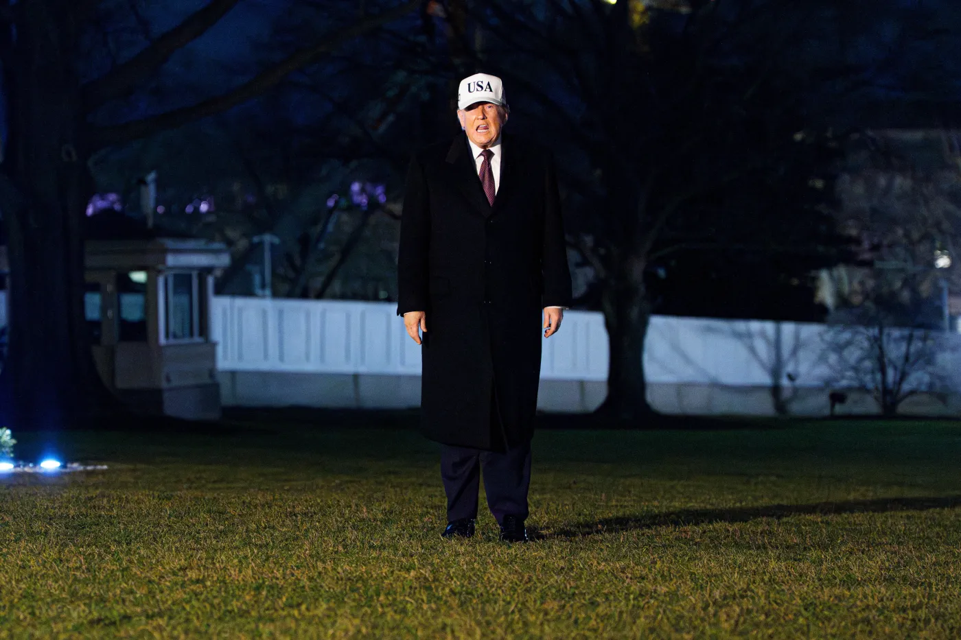 Administracja Trumpa zaostrza kurs. Setki agentów ruszają do Minneapolis