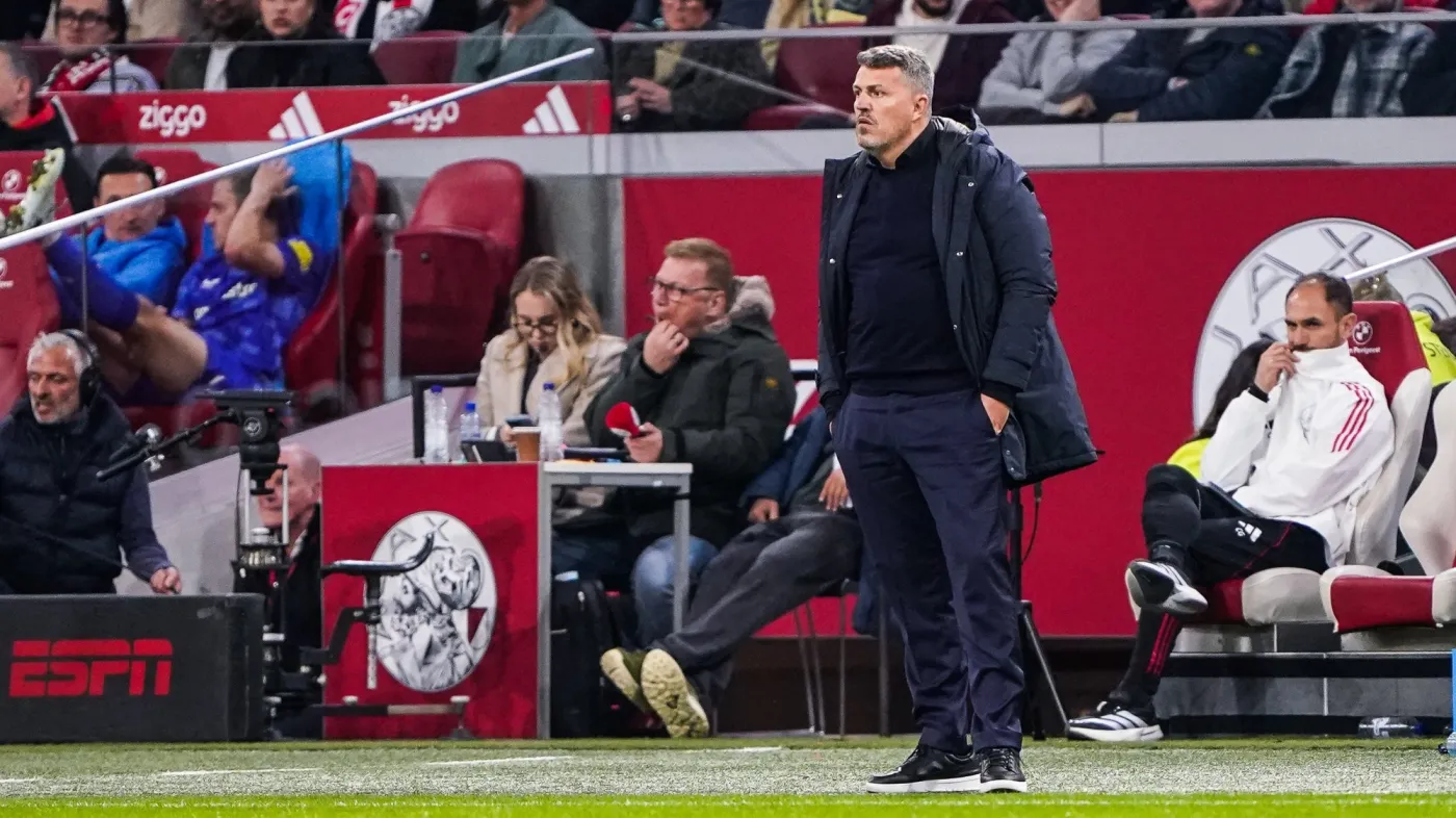 Pogoń Szczecin ma nowego trenera. Ostatnio prowadził Ajax Amsterdam